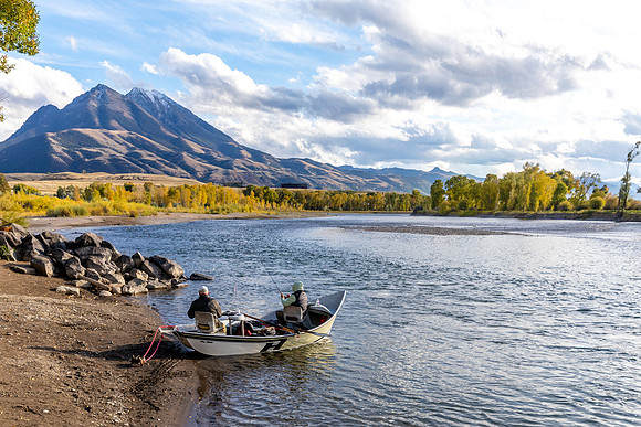 Fishing the Yellowstone River in Paradise Valley