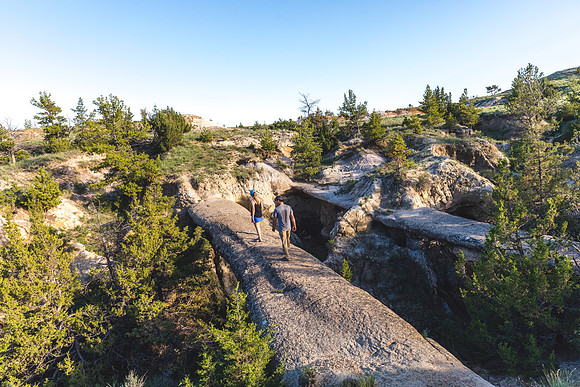 Natural Bridge, Terry Badlands