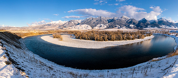 Paradise Valley, Yellowstone River, Absaroka Mountains