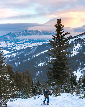 Backcountry skiing Bozeman