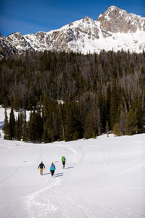 Beehive basin hike outside of Big Sky